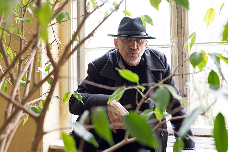 Jei tu tik spaudai patiktukus socialiniuose tinkluose, ar tai galima vadinti bendravimu ar bendryste?