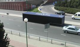 Herkaus Manto gatvėje - nuvirtęs konteineris