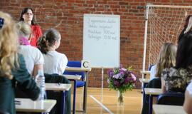 Šalies mokyklose vyksta valstybinis lietuvių kalbos egzaminas