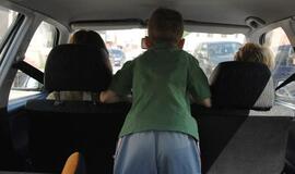 Saugant vaikus siūloma keisti jų vežimo į mokyklą ir namo tvarką