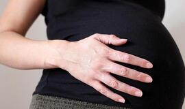 Lenkija: po aukštyn kojomis praleistų 75 dienų moteris pagimdė dvynukus