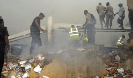 Nigerijoje sudužus lėktuvui, žuvo mažiausiai 153 žmonės