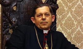 Mirė buvęs Lenkijos primas, kardinolas Jozefas Glempas