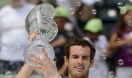 Britas Endis Miurėjus antrą kartą laimėjo "Sony Open" turnyrą