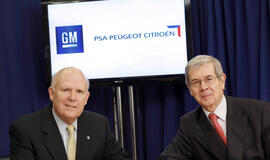"General Motors" parduoda turimas "Peugeot Citroen" akcijas