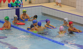 Klaipėdoje -  rekordiniai plaukimo mokymai vaikams