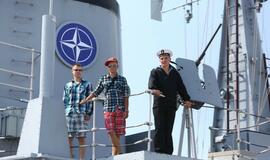 NATO laivai neliko be lankytojų ir per karščius