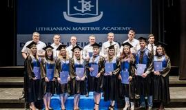 „Iškeptas“ naujas diplomuotų jūrininkų desantas