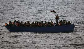Viduržemio jūroje išgelbėta 900 pabėgėlių
