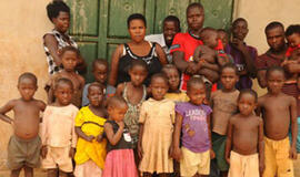 37 metų Ugandos gyventoja yra pagimdžiusi 38 vaikus