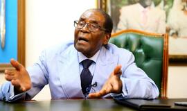 Ilgametis Zimbabvės prezidentas mano, kad „perversmas“ prieš jį turi būti atšauktas