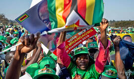 Zimbabvėje - istoriniai rinkimai be R. Mugabės