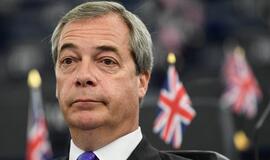 Euroskeptišką britų partiją UKIP paliko vienas jos įkūrėjų N. Farage'as