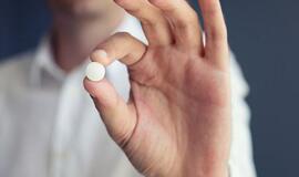 Aspirinas: pavojus nukraujuoti didesnis nei pagalba širdžiai, teigia medikai