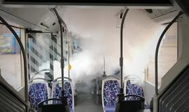 „Klaipėdos autobusų parkas“ autobusus dezinfekuoja garu