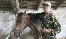 Ukrainos kare pradėjo naudoti arklius