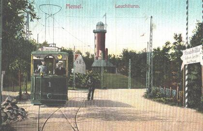 Viena populiariausių buvo tramvajaus linija, vedusi iš Luizės gatvės (dab. Danės g.) iki pat Melnragės, Raudonojo švyturio ir šalia jo buvusio restorano „Strandvilla“. Valdemaro ZUMARO kolekcija.