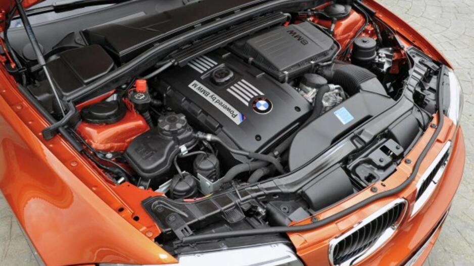 BMW pristatė "1-Series M Coupe" modelį