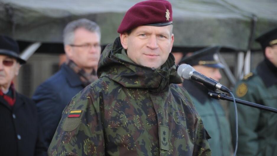 Lietuvos kariuomenės diena: karių rikiuotė KU aikštėje