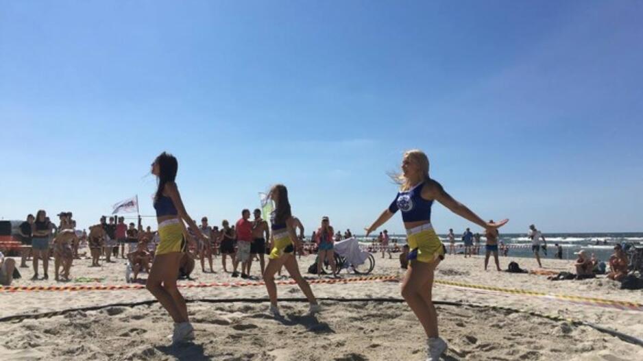 Smiltynėje vyksta Vasaros paplūdimio festivalis