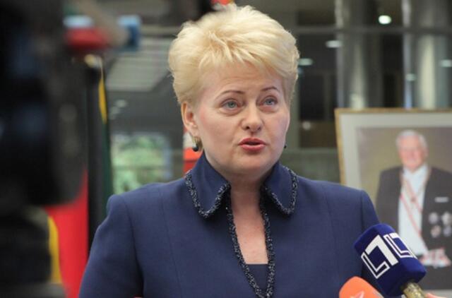 Dalia Grybauskaitė nedalyvaus Mišiose už Algirdą Mykolą Brazauską