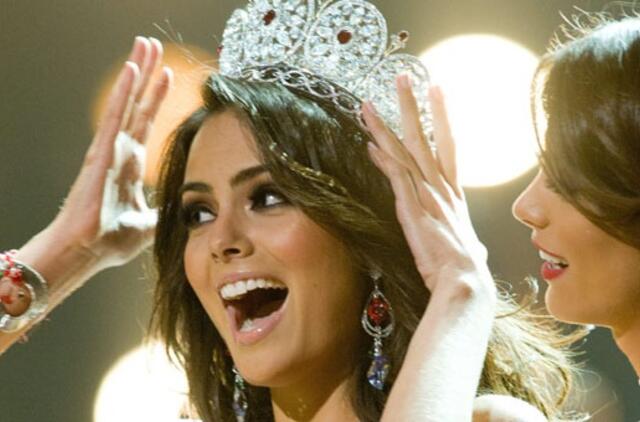 Meksikos gražuolė Jimena Navarrete tapo "Mis Visata 2010"