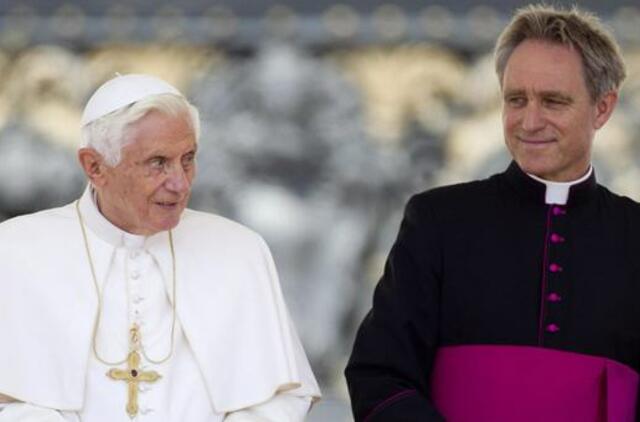 Popiežius pasmerkė skandalą dėl dokumentų nutekinimo