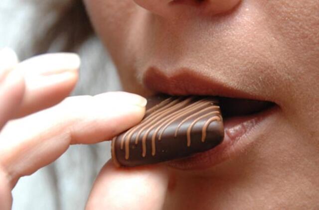 Tamsus šokoladas padeda išvengti širdies infarkto