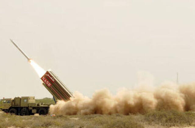 Iranas Izraeliui grasina šalyje pagamintomis balistinėmis raketomis