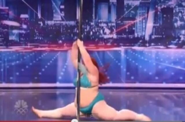 Daugiau reiškia seksualiau? „Plus size“ striptizo šokėjos Lulu pasirodymas (video)