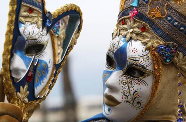 Venecijos festivalis: gyvenk spalvingai