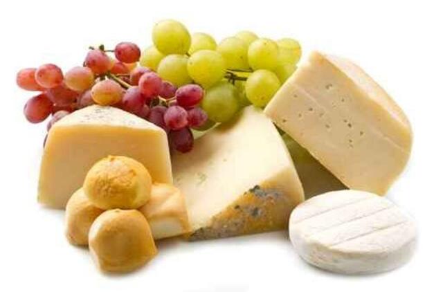 Lietuviškas sūris: pagamintas Latvijoje, o iš kur pienas?