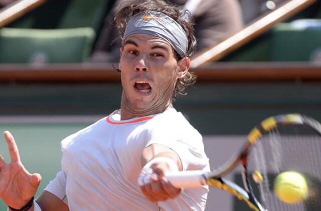 Rafaelis Nadalis įveikė pirmąją pasaulio raketę ir iškopė į "French Open" finalą