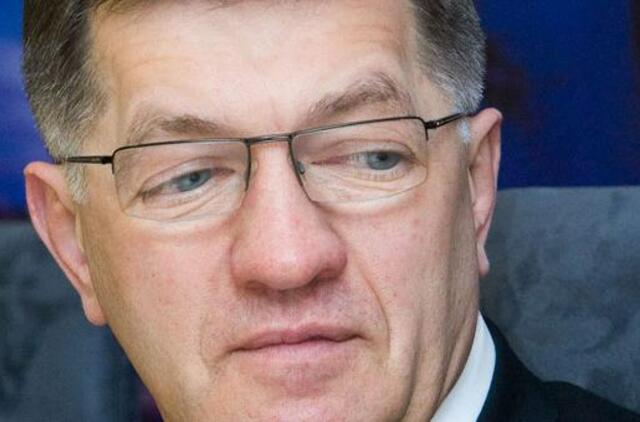 Algirdas Butkevičius apskųstas VTEK dėl išreikšto nepasitikėjimo ambasadoriais