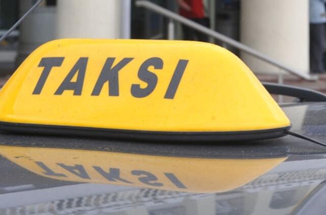 Dėl vagystės spkaltino taksistus