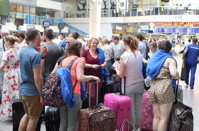 Pernai šalies oro uostai perskraidino daugiau keleivių, nei Lietuvoje yra gyventojų