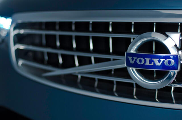"Volvo Car Group" pardavimai balandį pakilo 2,3 proc.