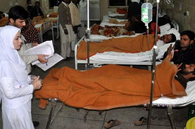 Pakistane pilstukas nusinešė 39 žmonių gyvybes