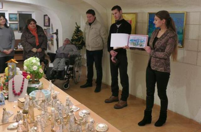 Žemaitijos dailininkų sąjungos galerijoje atidaryta “Klaipėdos lakštutė“ jaunuolių rankdarbių paroda
