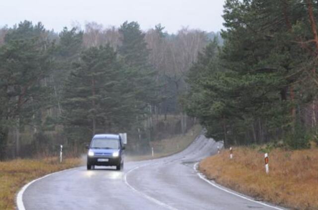Savaitgalį Lietuvos keliuose nukentėjo 35 žmonės