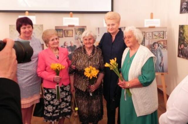 Prezidentė D. Grybauskaitė: „Tragiškoje holokausto istorijoje matome ryškų šviesos spindulį – žydų gelbėtojus, kurių Lietuvoje buvo tūkstančiai..."