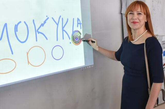 Jurgita Petrauskienė: per daug moksleivių renkasi studijas universitetuose