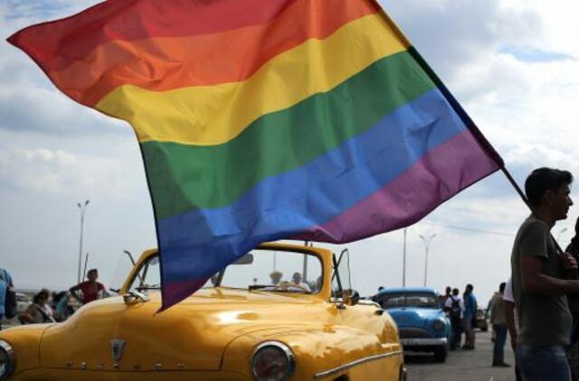 Kuba neįtrauks į Konstituciją pataisų dėl tos pačios lyties asmenų santuokų
