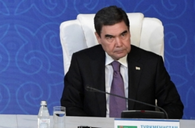 Mirė Turkmėnijos prezidentas?