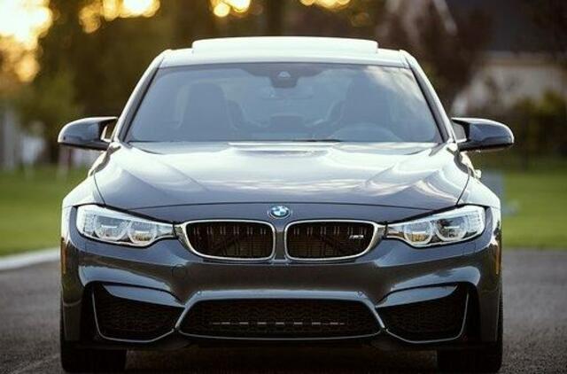 Nukentėjo trys BMW automobilių savininkai