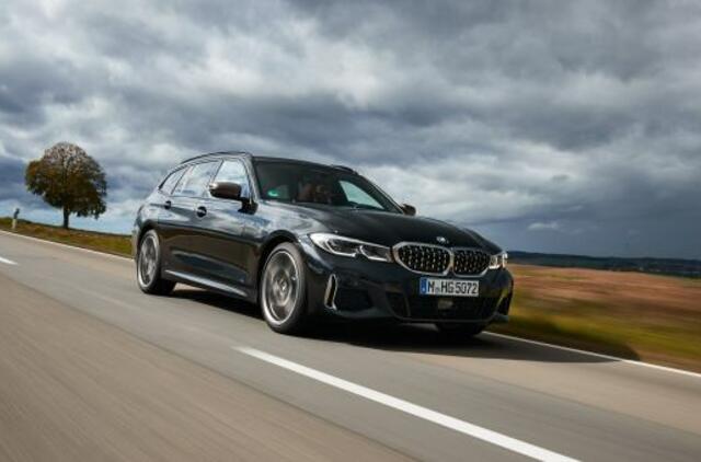 BMW stende Ženevos parodoje – elektrifikuotos naujienos
