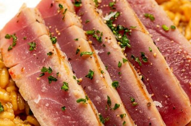 Savaitgalio pietums – tuno kepsnys ir vaisių tartaletė