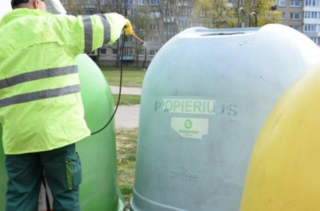 Atliekų konteineriai dezinfekuojami dažniau