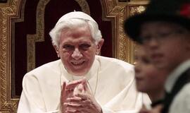 Popiežius Benediktas XVI švenčia savo 85-ąjį gimtadienį