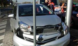 Neblaivus lenkų vyskupas padarė autoavariją